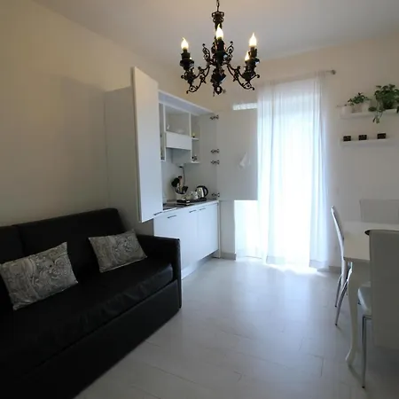 Il Punto 4* Peschiera del Garda