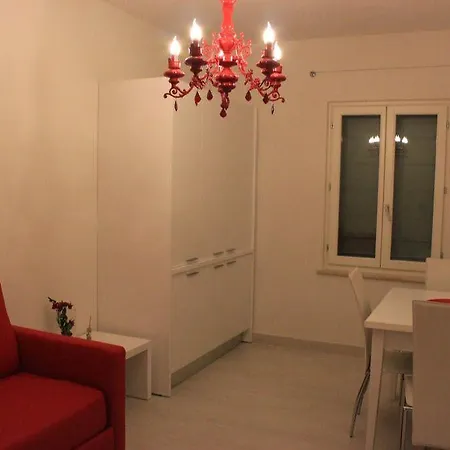 Il Punto ベッド・アンド・ブレックファスト ペスキエーラ・デル・ガルダ