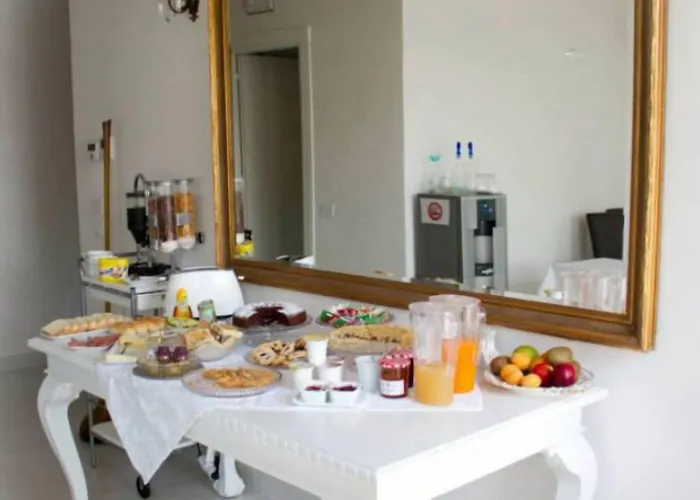 Il Punto Nocleg ze śniadaniem 4*